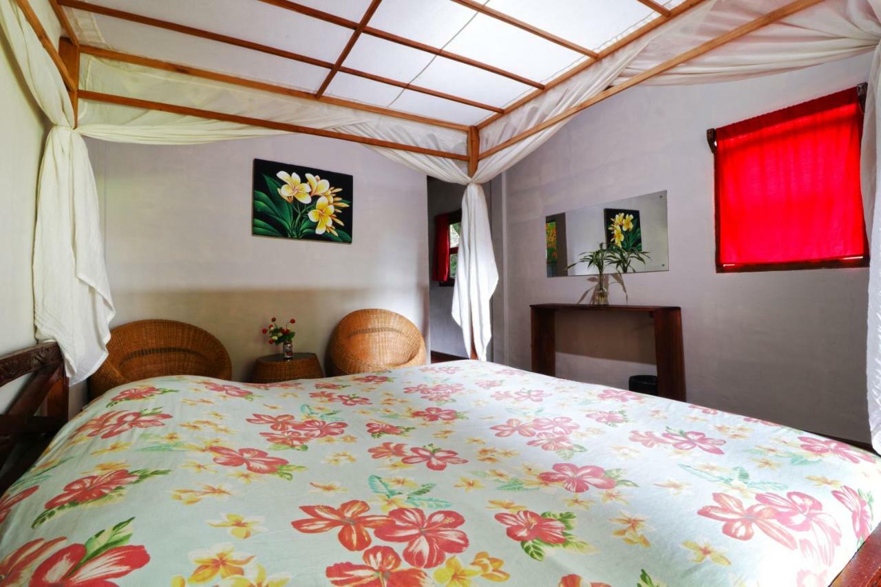 Bagus Bay Homestay 图克图克 外观 照片